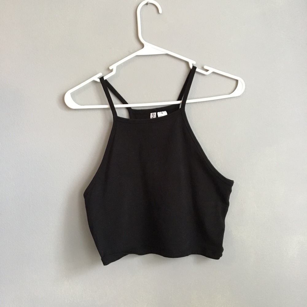 H&M black crop top
